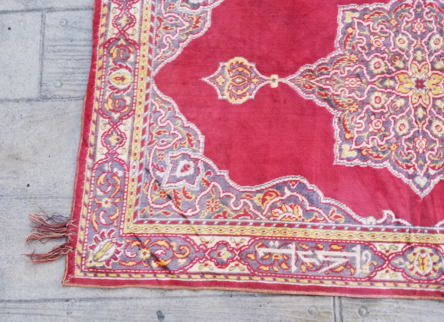 OSMANLI DÖNEMİ NADİR TİPTE ÜZERİ KUFİ YAZILI DUVAR HALISI