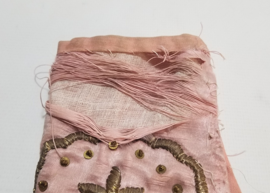 SIRMA İŞÇİLİKLİ OSMANLI KUMAŞTAN YAPILMIŞ KESE