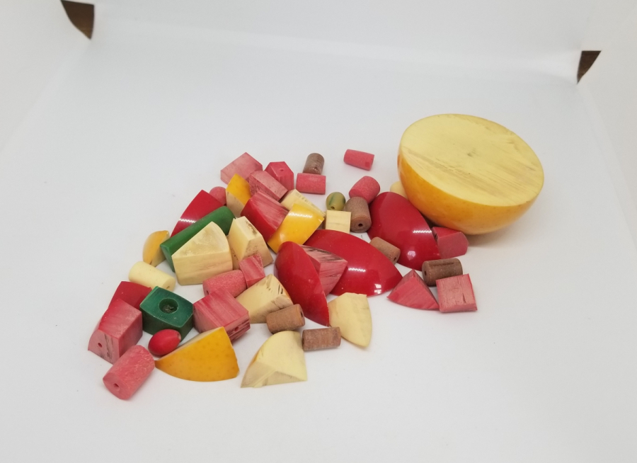 KESİLMİŞ ANTİKA KATALİN BİLARDO TOPU PARÇALARI