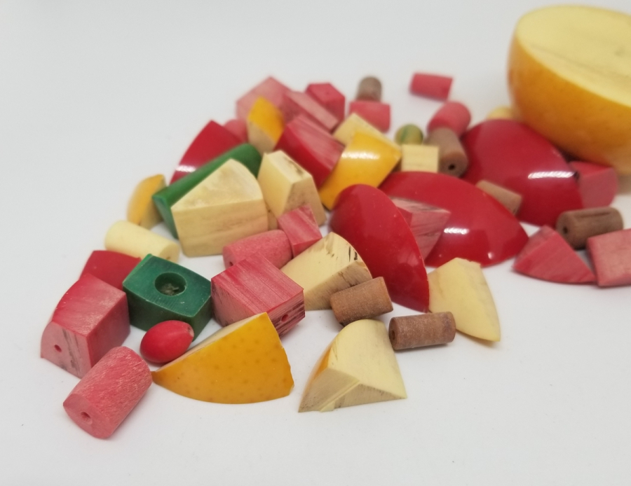 KESİLMİŞ ANTİKA KATALİN BİLARDO TOPU PARÇALARI