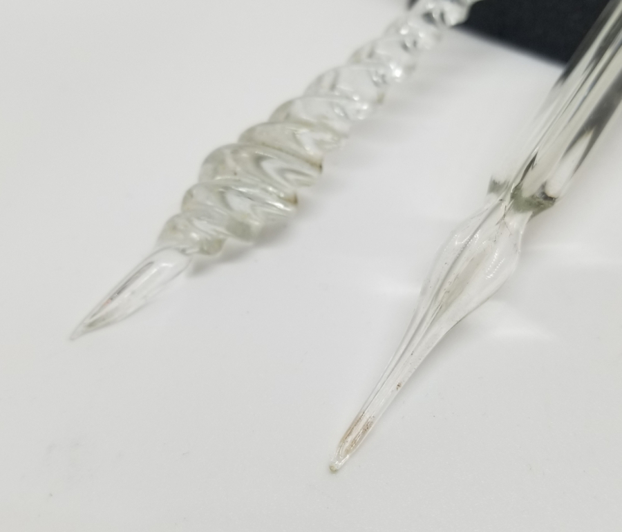 OSMANLI DÖNEMİ EL YAPIMI İKİ ADET CAM OKUMA ÇUBUĞU