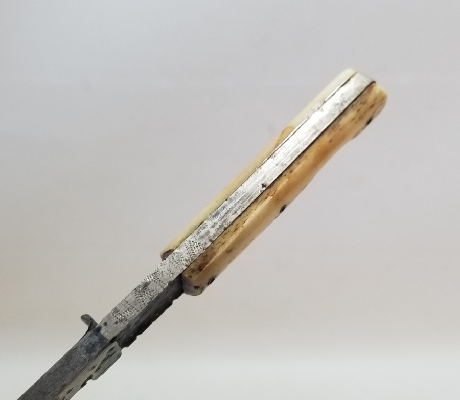 KEMİK SAPLI ANTİKA SÜRMENE KAMASI