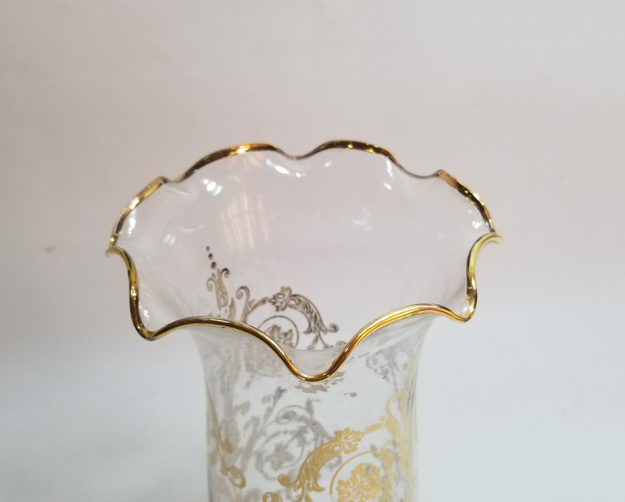 ÜZERİ ALTIN VARAKLI ANTİKA GAZ LAMBASI CAMI