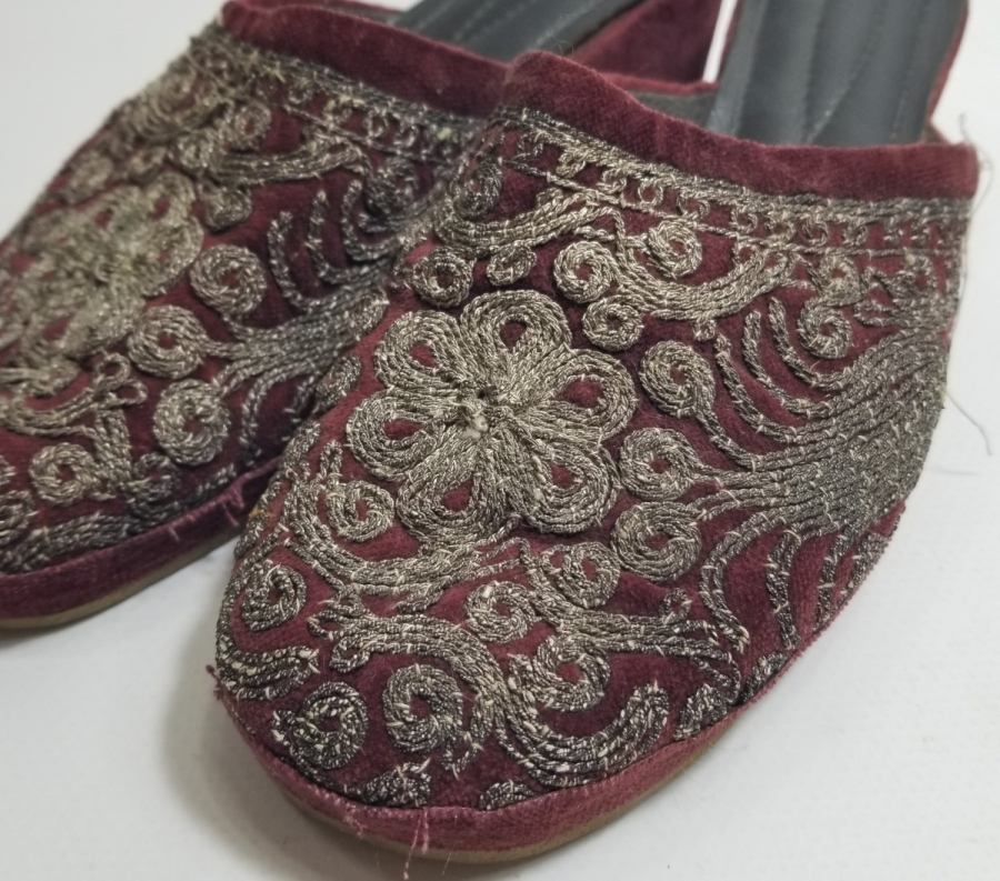 SIRMA İŞÇİLİKLİ ANTİKA GELİN TERLİĞİ