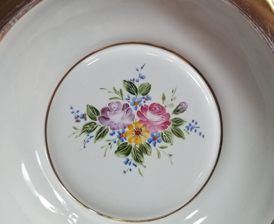 OSMANLI DÖNEMİ EL BOYAMA İŞÇİLİKLİ VE ALTIN VARAKLI NADİR KAPAKLI PORSELEN KASE - YEMİŞLİK