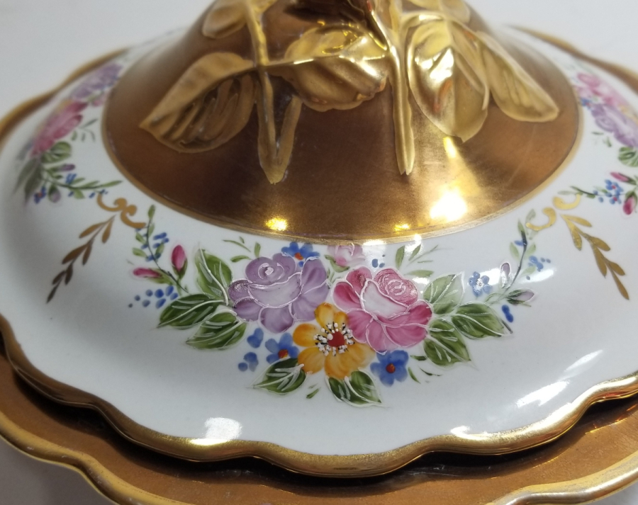 OSMANLI DÖNEMİ EL BOYAMA İŞÇİLİKLİ VE ALTIN VARAKLI NADİR KAPAKLI PORSELEN KASE - YEMİŞLİK