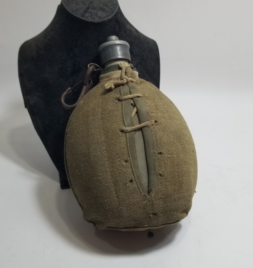 ORİJİNAL KEÇESİYLE 2. DÜNYA SAVAŞI DÖNEMİ İNGİLİZ ASKER MATARASI