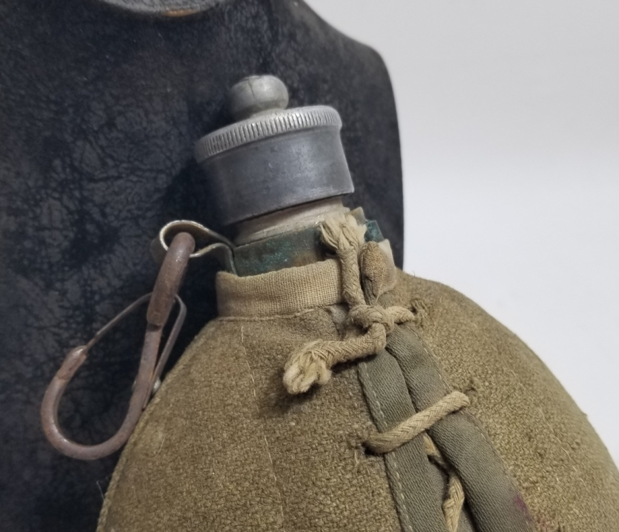 ORİJİNAL KEÇESİYLE 2. DÜNYA SAVAŞI DÖNEMİ İNGİLİZ ASKER MATARASI