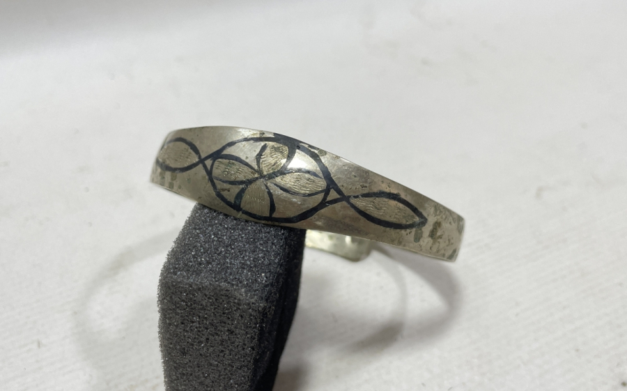 SAVAT İŞÇİLİKLİ ANTİKA BİLEKLİK - BİLEZİK