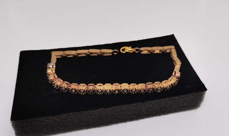 ÜZERİ ELMAS TAŞLI ÖZEL YAPIM BİLEZİK - BİLEKLİK