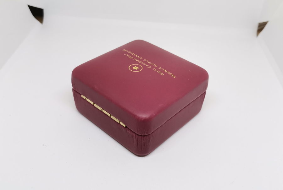 ORİJİNAL KUTUSUNDA GÜMÜŞ KAPLAMA HATIRA KANADA 25 CENT