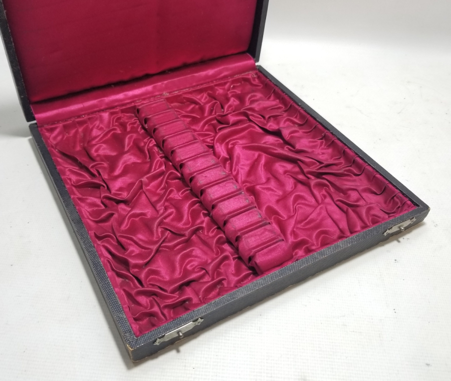 ANTİKA GÜMÜŞ ÇATAL BIÇAK SETİ KUTUSU