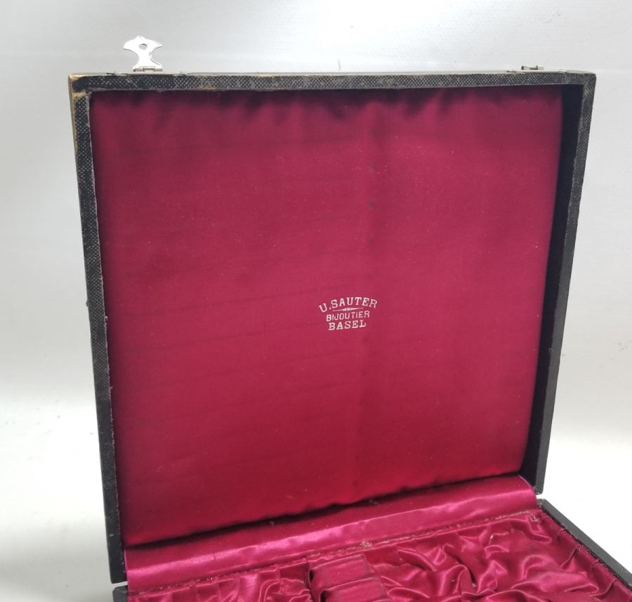 ANTİKA GÜMÜŞ ÇATAL BIÇAK SETİ KUTUSU