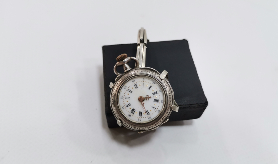 OSMANLI DÖNEMİ ÖZEL YAPIM GÜMÜŞ APARATIYLA KOL - CEP SAATİ