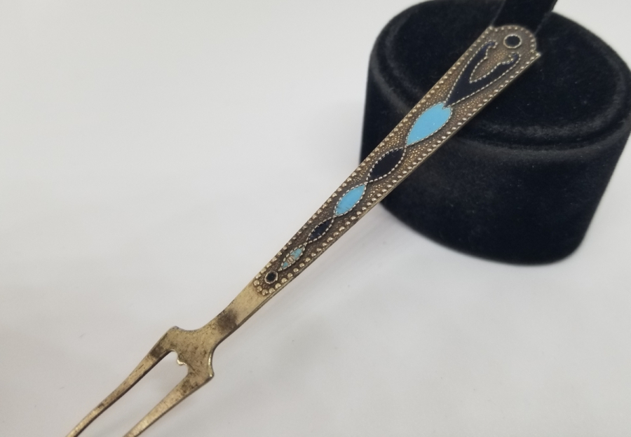 ORAK ÇEKİÇ DAMGALI ANTİKA MİNELİ RUS GÜMÜŞ PEYNİR ÇATALI