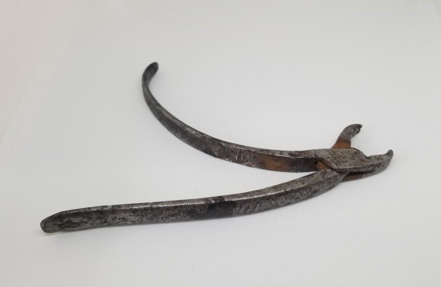 ÜZERİ HAYAT AĞACI FORMLU USTA DAMGALI OSMANLI DÖNEMİ EL YAPIMI DİŞÇİ PENSİ