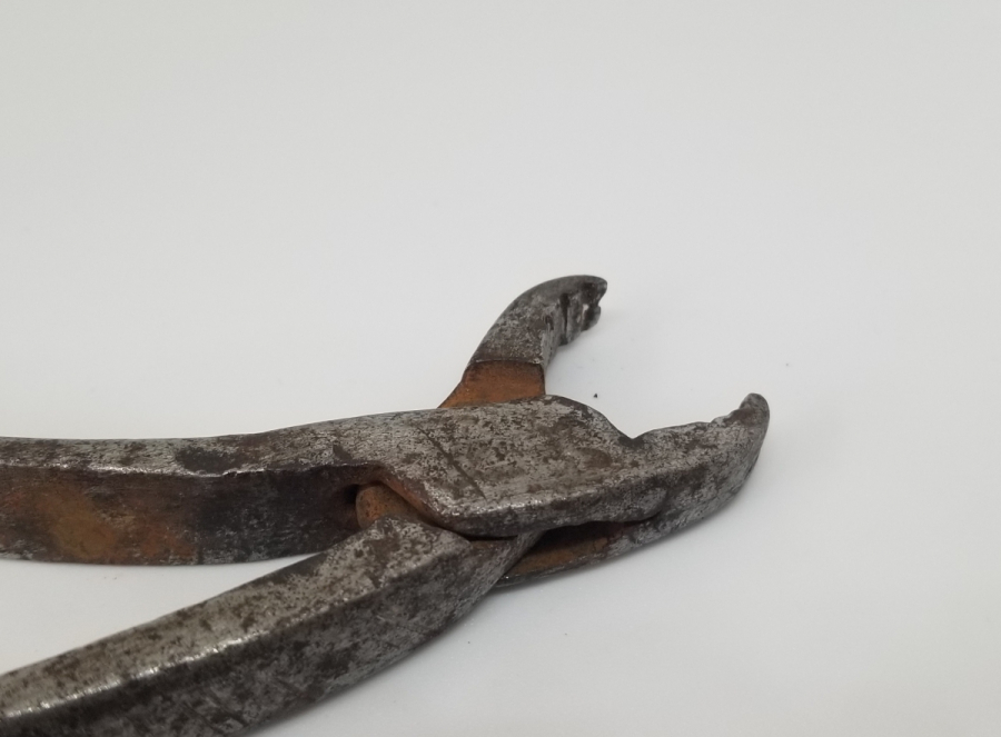 ÜZERİ HAYAT AĞACI FORMLU USTA DAMGALI OSMANLI DÖNEMİ EL YAPIMI DİŞÇİ PENSİ