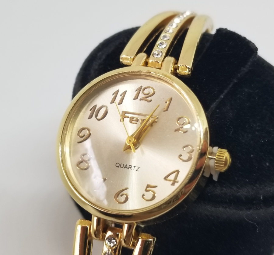 ALTIN KAPLAMA NOSTALJİK KOL SAATİ