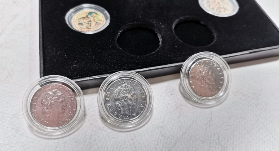 SİSTİNE ŞAPEL'İNİN 500 YILLIK FRENKSLERİ GÖRSELLİ GÜMÜŞ KAPLAMA HATIRA PARA LOTU