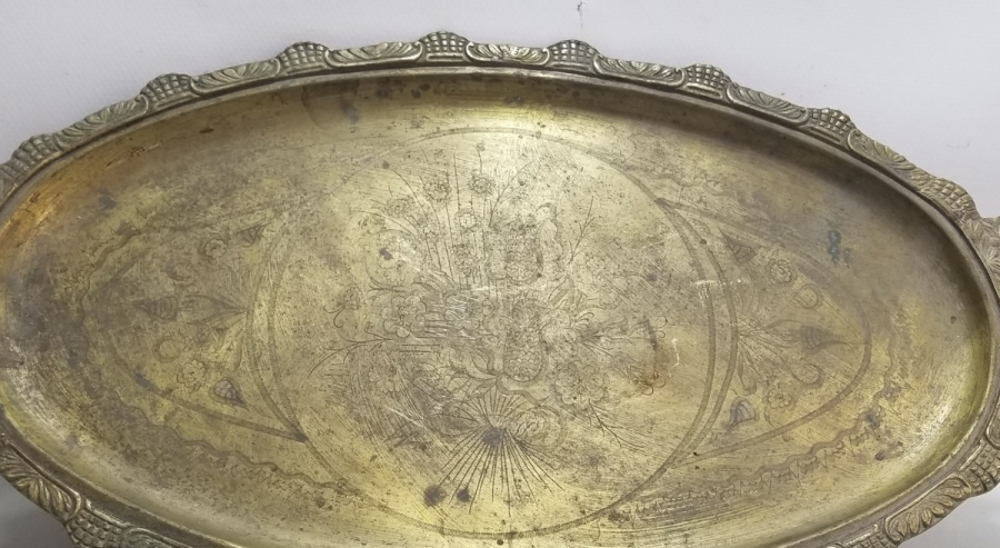 KALEM VE KABARTMA İŞÇİLİKLİ ANTİKA KAHVE TEPSİSİ