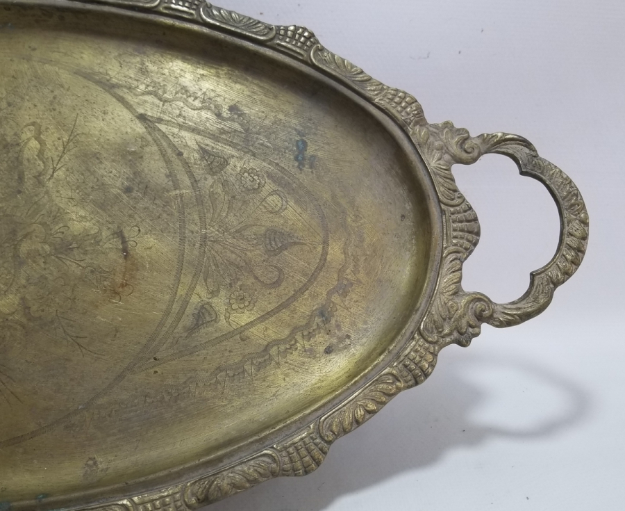 KALEM VE KABARTMA İŞÇİLİKLİ ANTİKA KAHVE TEPSİSİ