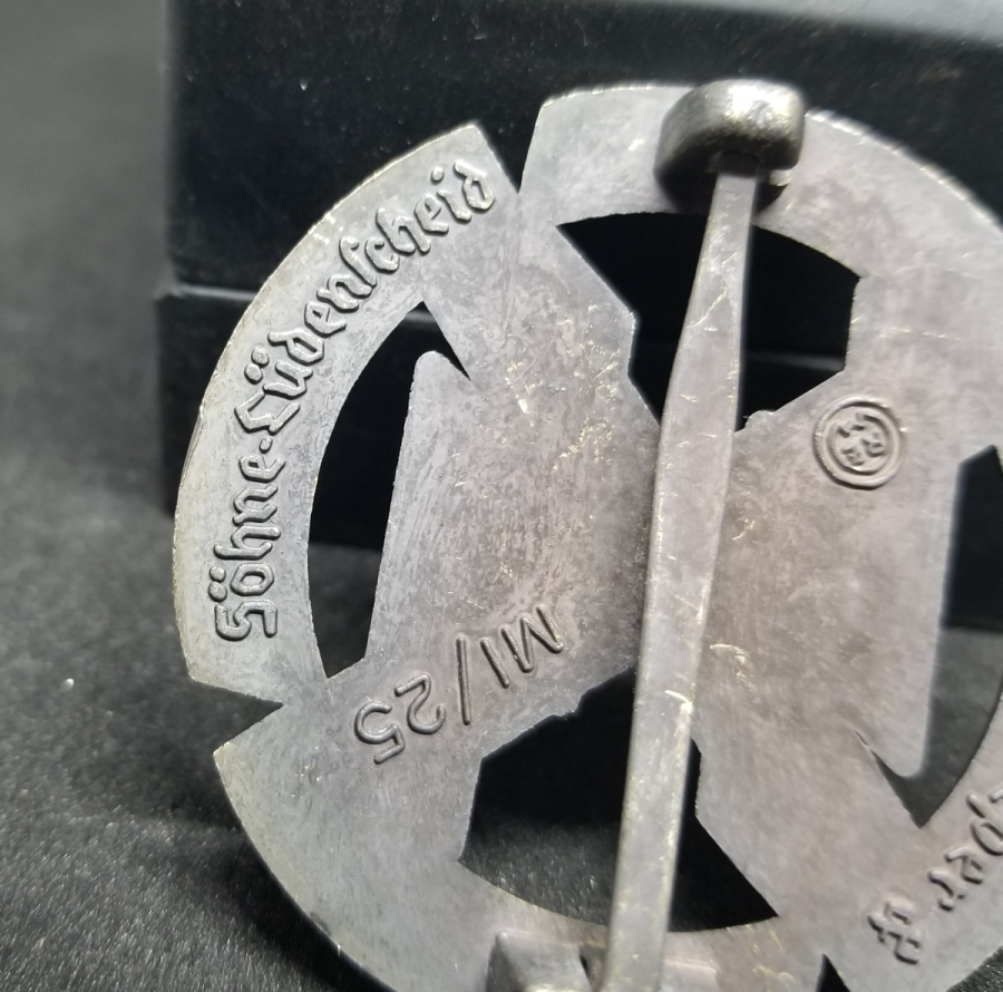 ÜZERİ MİNE İŞÇİLİKLİ 2. DÜNYA SAVAŞI NAZİ SUBAY BRÖVESİ