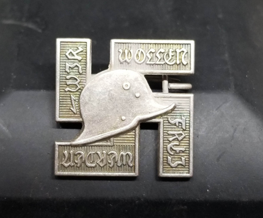 2. DÜNYA SAVAŞI DÖNEMİ NAZİ SUBAY ROZETİ