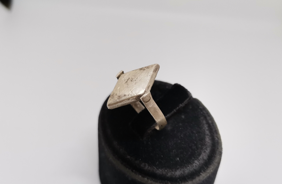 ÜZERİ EBCED HESAPLI ÖZEL YAPIM ANTİKA GÜMÜŞ TILSIM YÜZÜK