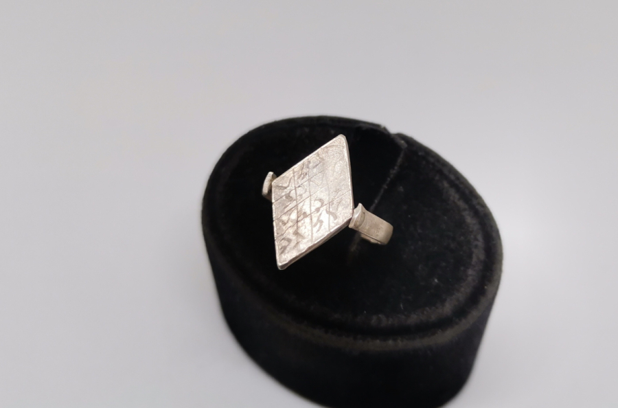 ÜZERİ EBCED HESAPLI ÖZEL YAPIM ANTİKA GÜMÜŞ TILSIM YÜZÜK