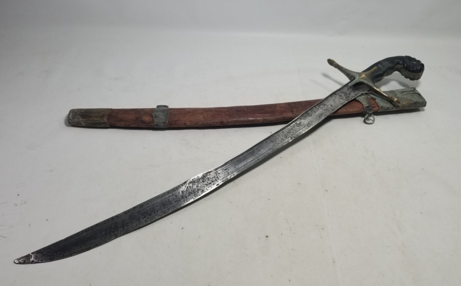 NADİR TİPTE PALA FORMLU YENİÇERİ PUSATI