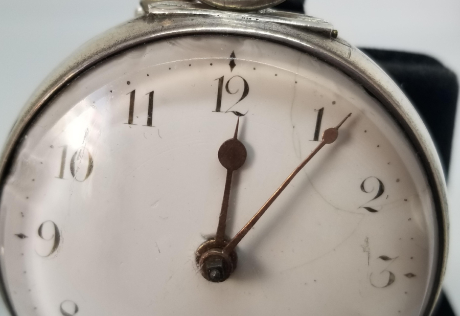 1800 BAŞLARI ÇİFT KASA PRIOR CEP SAATİ