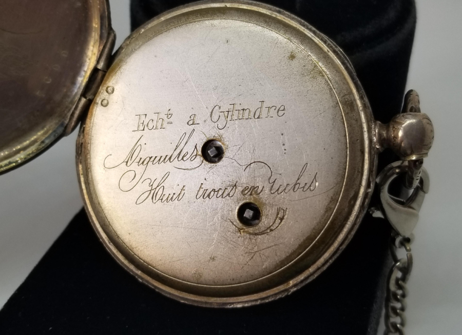 KADRANI ALTIN BEZELİ OSMANLI DÖNEMİ GÜMÜŞ KASA ARKADAN KURMALI CEP SAATİ