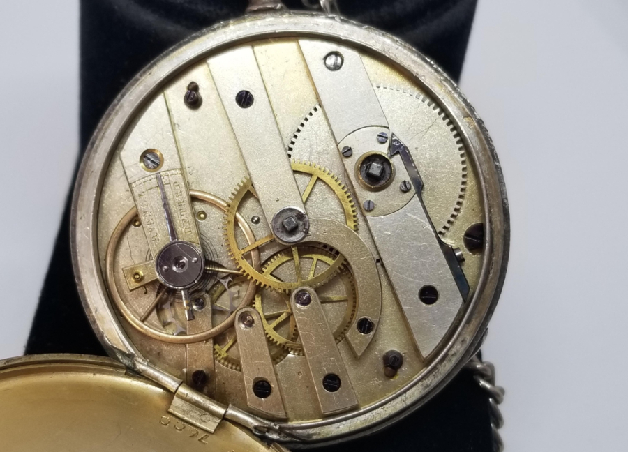 KADRANI ALTIN BEZELİ OSMANLI DÖNEMİ GÜMÜŞ KASA ARKADAN KURMALI CEP SAATİ