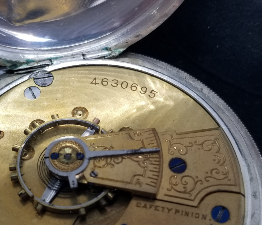 ARKADAN KURMALI GÜMÜŞ KASA NADİR TİPTE AMERİKAN CEP SAATİ