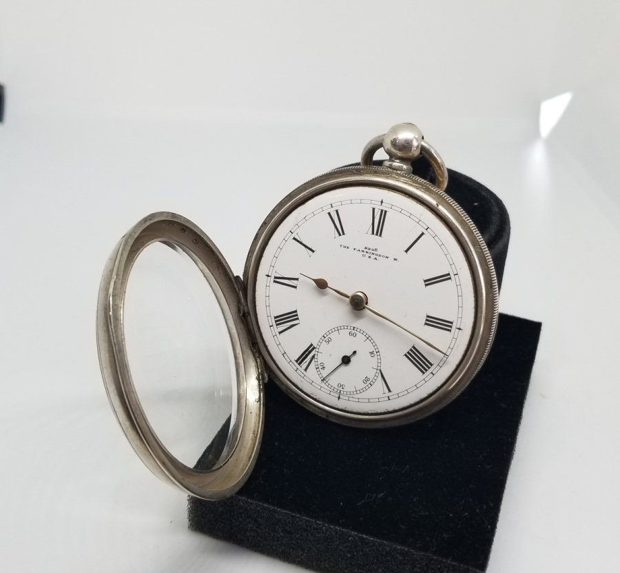 ARKADAN KURMALI GÜMÜŞ KASA NADİR TİPTE AMERİKAN CEP SAATİ