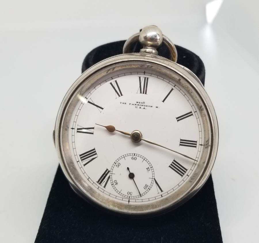 ARKADAN KURMALI GÜMÜŞ KASA NADİR TİPTE AMERİKAN CEP SAATİ