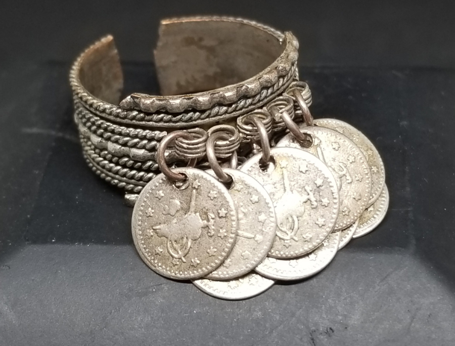 YOKLUK DÖNEMİ EL YAPIMI ANTİKA YÜZÜK