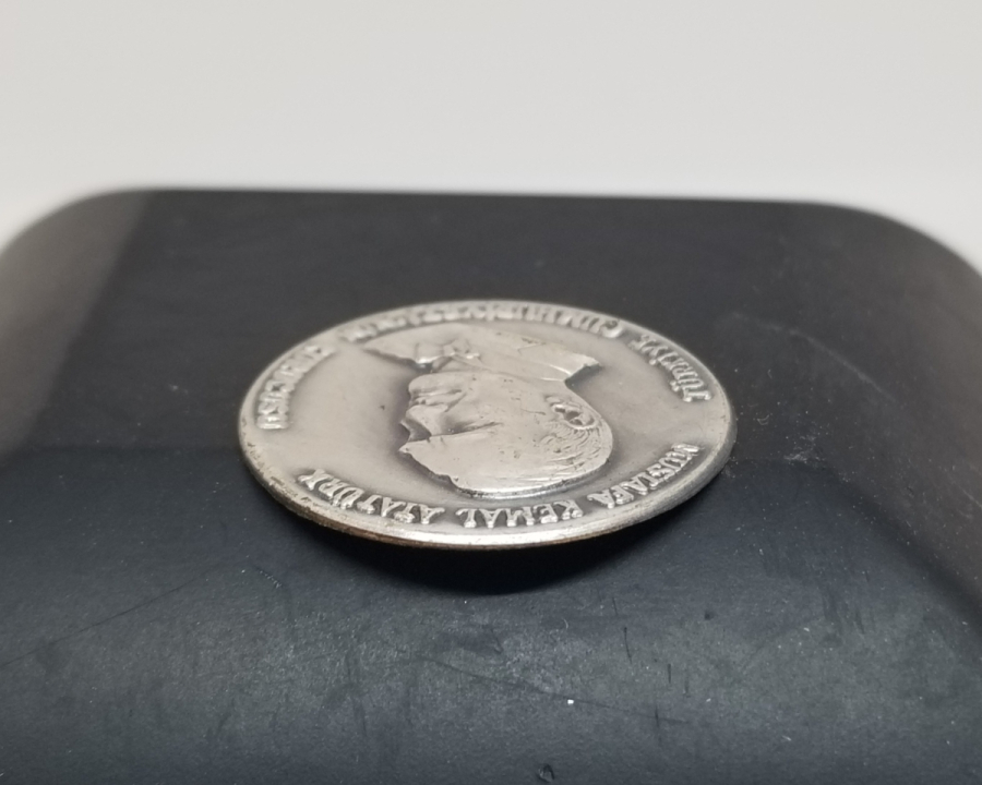 ANTİKA GÜMÜŞ ATATÜRK ROZETİ