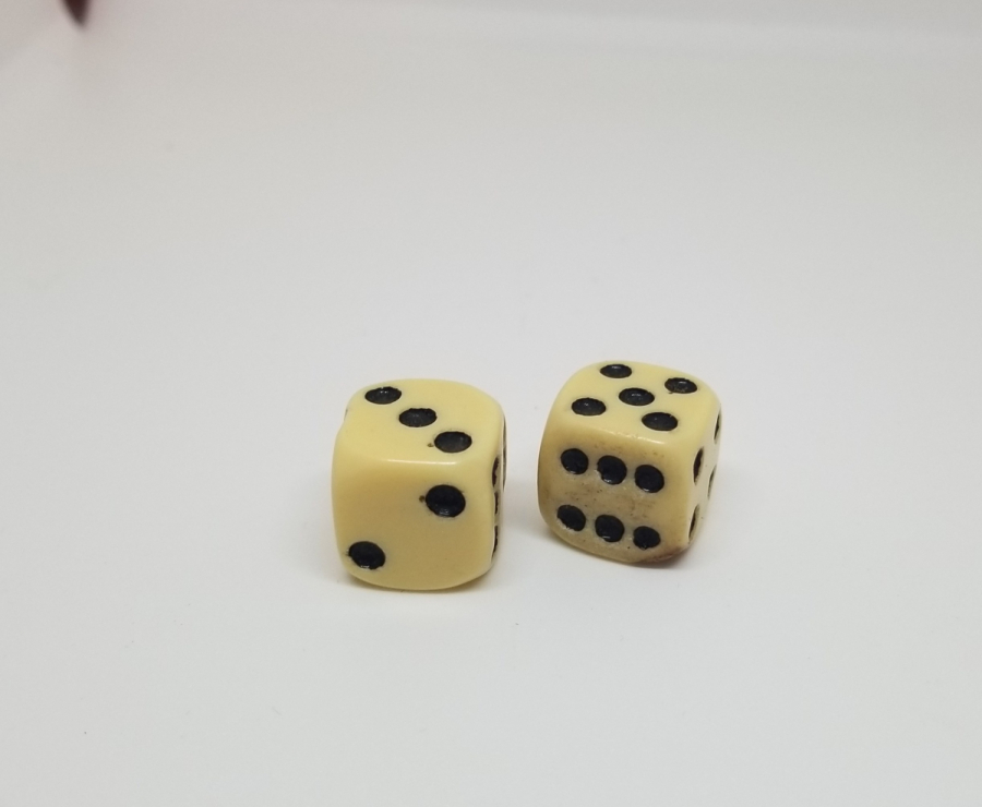 2 ADET ANTİKA KATALİN ZAR