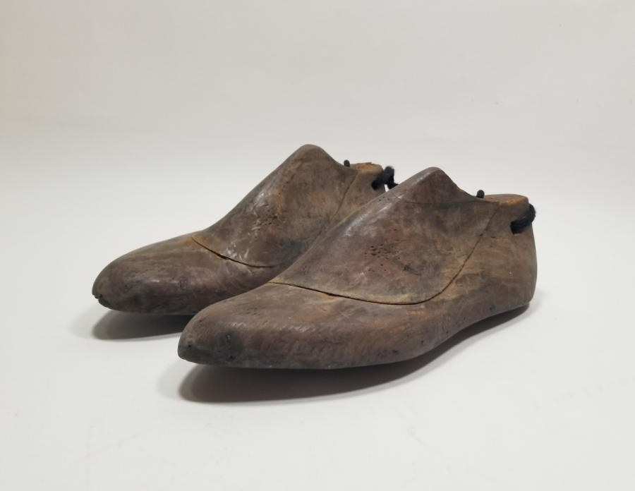 OSMANLI DÖNEMİ EL YAPIMI AHŞAP AYAKKABICI KALIBI