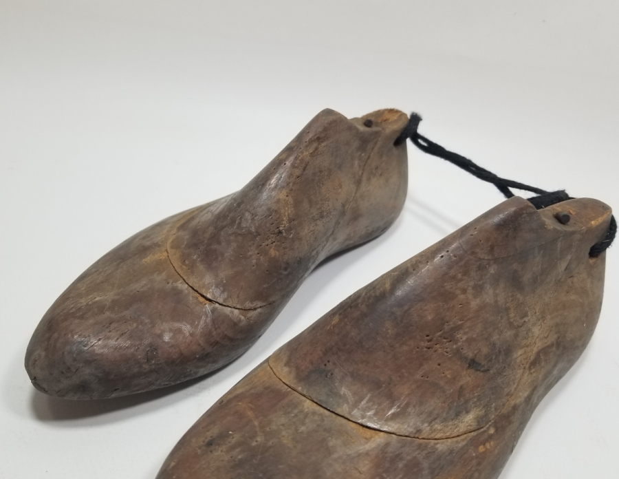 OSMANLI DÖNEMİ EL YAPIMI AHŞAP AYAKKABICI KALIBI