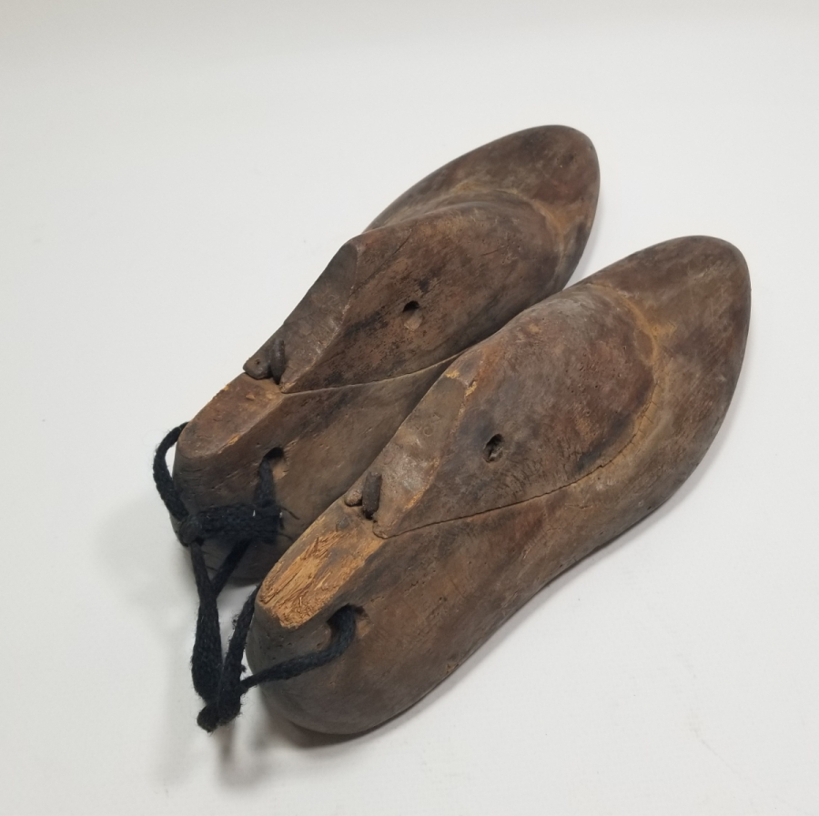 OSMANLI DÖNEMİ EL YAPIMI AHŞAP AYAKKABICI KALIBI