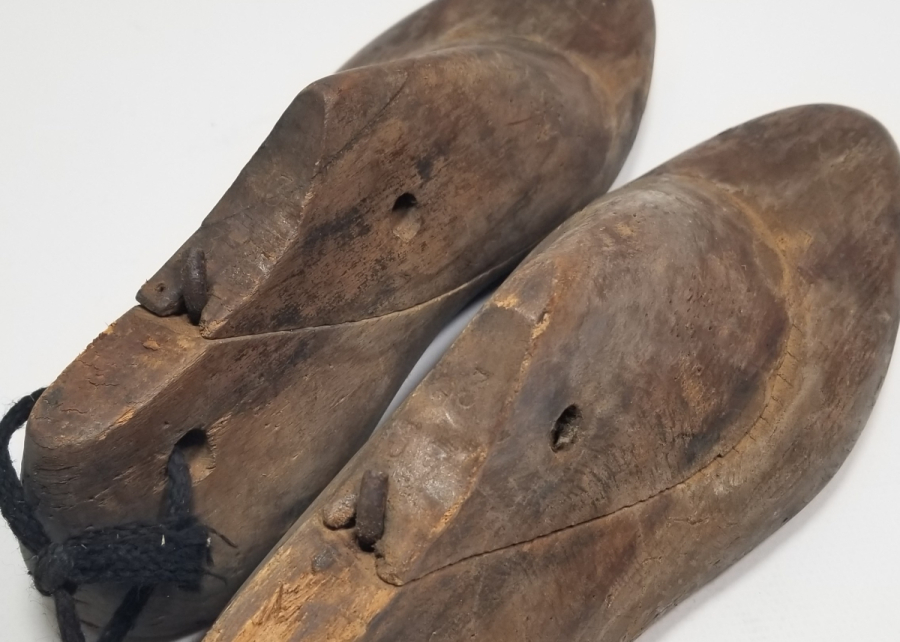 OSMANLI DÖNEMİ EL YAPIMI AHŞAP AYAKKABICI KALIBI