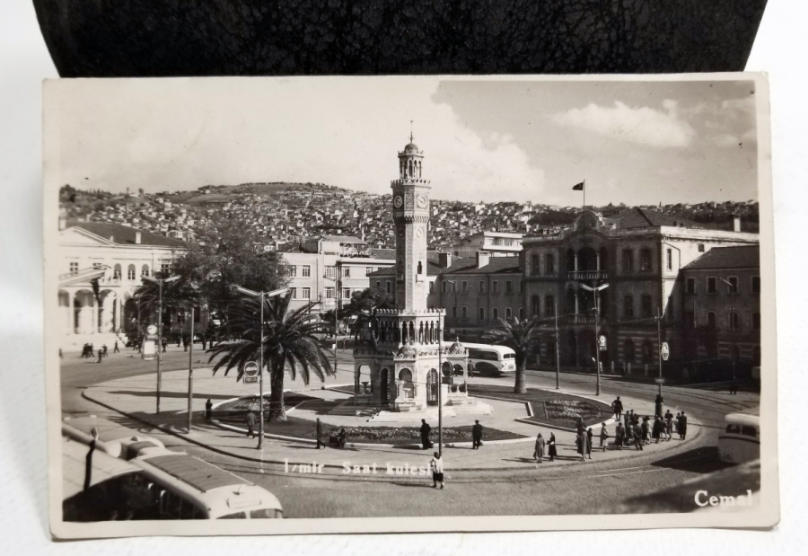İZMİR SAAT KULESİ GÖRSELLİ SİYAH BEYAZ ANTİKA FOTOĞRAF