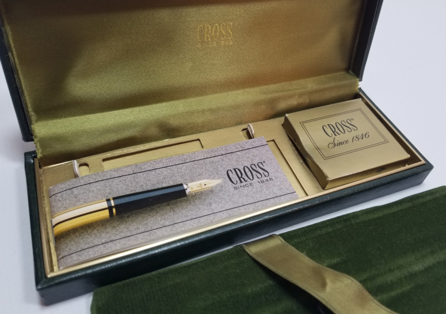 ORİJİNAL KUTUSUNDA ALTIN UÇLU ANTİKA CROSS DOLMA KALEM