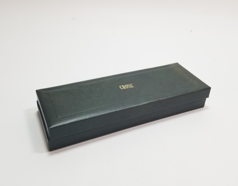 ORİJİNAL KUTUSUNDA ALTIN UÇLU ANTİKA CROSS DOLMA KALEM