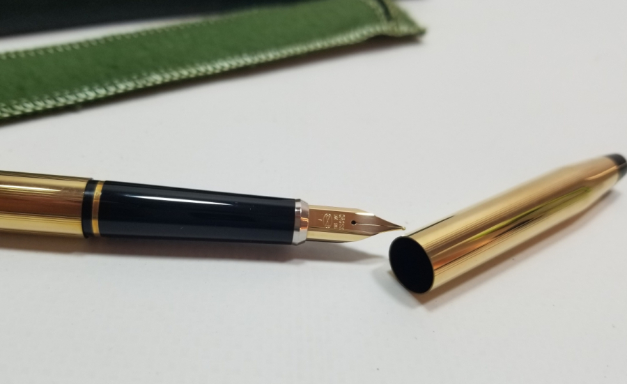 ORİJİNAL KUTUSUNDA ALTIN UÇLU ANTİKA CROSS DOLMA KALEM