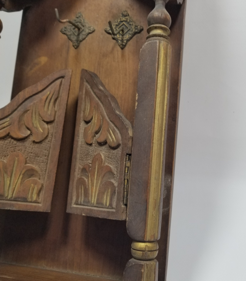 EL YAPIMI ALTIN VARAKLI ANTİKA AHŞAP ANAHTARLIK