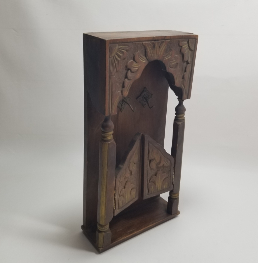 EL YAPIMI ALTIN VARAKLI ANTİKA AHŞAP ANAHTARLIK