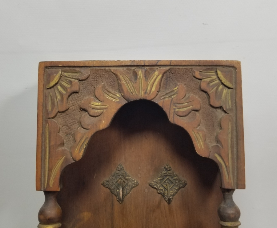 EL YAPIMI ALTIN VARAKLI ANTİKA AHŞAP ANAHTARLIK